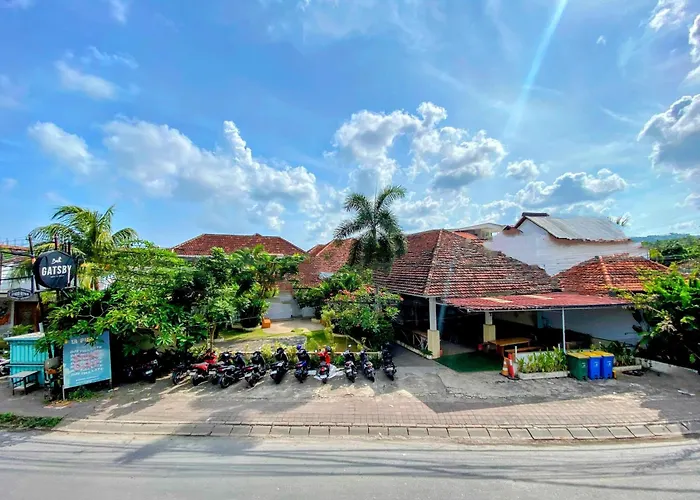 Gatsby Hotel Hostel